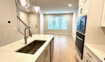 43513 MADISON SPRINGS Ter, Ashburn, VA 20148