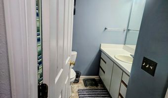 1573 Oakfield Dr, Ann Arbor, MI 48108