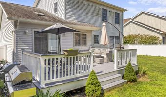 4 Cannonball Dr, Barnegat, NJ 08005