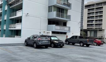 1130 Wilder Ave 301, Honolulu, HI 96822