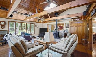 22 Burgess Rd, Foster, RI 02825