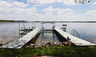 11621 Maple Springs Dr SE, Alexandria, MN 56308