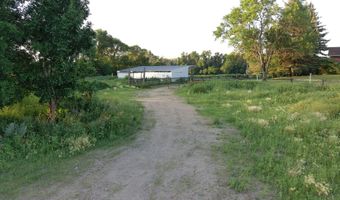 38452 129th St, Aberdeen, SD 57401
