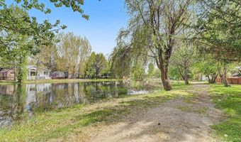 514 Sawyer St H25, Cascade, ID 83611