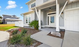 1013 St John Ct, Rockport, TX 78382