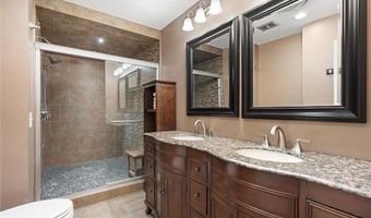 701 4th St SW, Austin, MN 55912