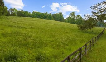 855 Rivendell Ln, Alpharetta, GA 30004