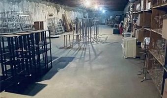 514 Commercial St, Atchison, KS 66002