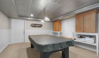 326 Greentree Ln NE, Ada, MI 49301