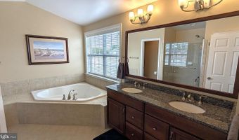 43161 BARNSTEAD Dr, Ashburn, VA 20148