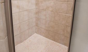 9 Kenilworth Knl 207, Asheville, NC 28805