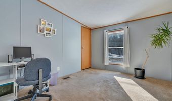 39 Leisure Dr, Alfred, ME 04002