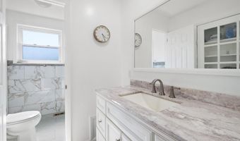 728 ELMTREE Ln, Claymont, DE 19703