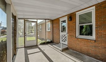 31 SPRINGCREST Dr, Akron, PA 17501