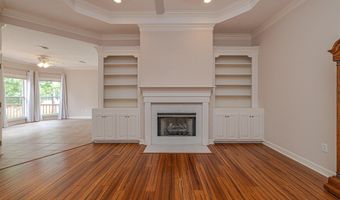 160 Apple Blossom Dr, Brandon, MS 39047