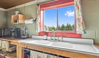 138 Robert Phillips Rd, Bakersville, NC 28705