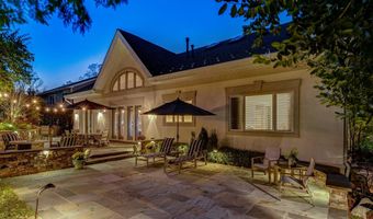 4744 34TH St N, Arlington, VA 22207