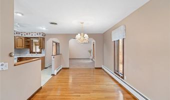 365 Snuff Mill Rd, North Kingstown, RI 02874