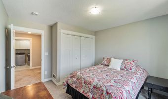 5314 Westfield Dr, Ames, IA 50014
