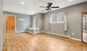 3 Forest Dr, Alloway, NJ 07422