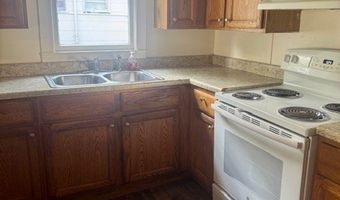 1211 Sharpe St, Bainbridge, GA 39819