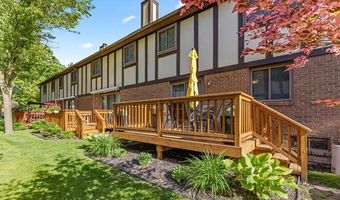19 Parkplace N, Allen Park, MI 48101