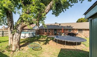 104 Caulder Dr, Chickasha, OK 73018
