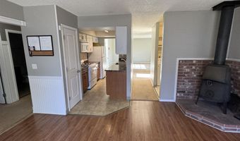 217 7th St, Fernley, NV 89408