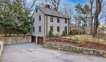 9 KNAPTON St, Barrington, RI 02806