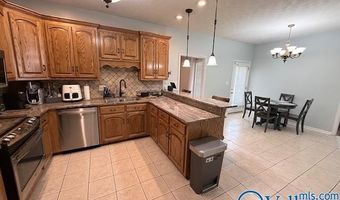 17868 Clearview St, Athens, AL 35611