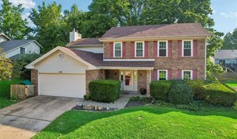 800 Eaglebrooke Dr, Ballwin, MO 63021