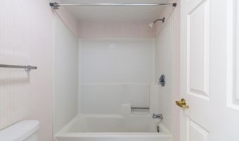 519 D'Onofrio Dr 3, Madison, WI 53719