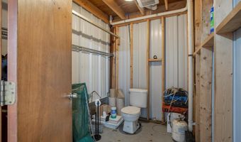7 Colonel Dr, Bourne, MA 02532