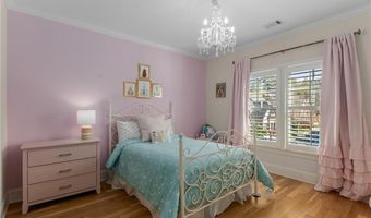 5176 Creek Walk Cir, Peachtree Corners, GA 30092