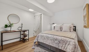 547 Central Ave, Alameda, CA 94501