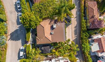 6652 Whitley Ter, Los Angeles, CA 90068