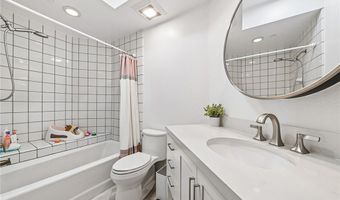 12000 Goshen Ave 203, Los Angeles, CA 90049