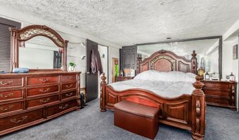 515 W TOLEDO St, Chandler, AZ 85225