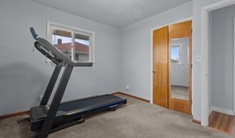 1920 E FRANCES St, Appleton, WI 54911