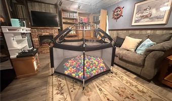 7720 Rice Rd, Amherst, OH 44001