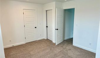 831 New York Ave, Bentonville, AR 72713