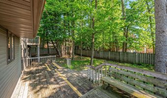 1711 E ROBIN Way, Appleton, WI 54915