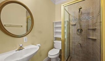 10950 Kimball Crest Dr, Alpharetta, GA 30022