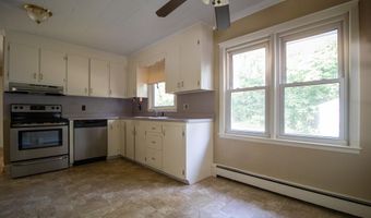 8 Sunnydale Ln, Parsonsfield, ME 04047