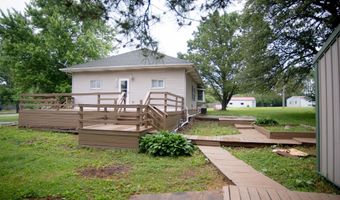 631 W 8th St, Bicknell, IN 47512