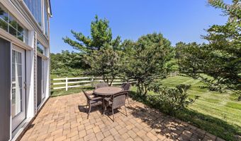11 Salem Ct, Barnegat, NJ 08005