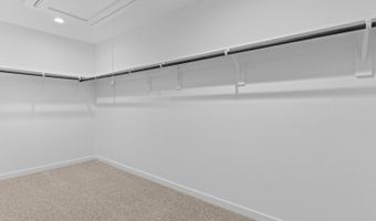 237 Amy St, Angleton, TX 77515