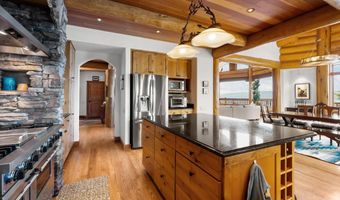 16428 Sunset Heights Dr, Bigfork, MT 59911