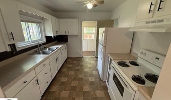 147 Valley Ave, Alma, MI 48801