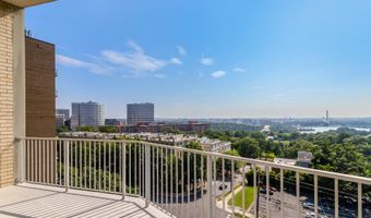 1200 N NASH St 811, Arlington, VA 22209